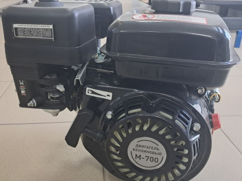 Двигатель бензиновый М700 (шпонка) фото 3